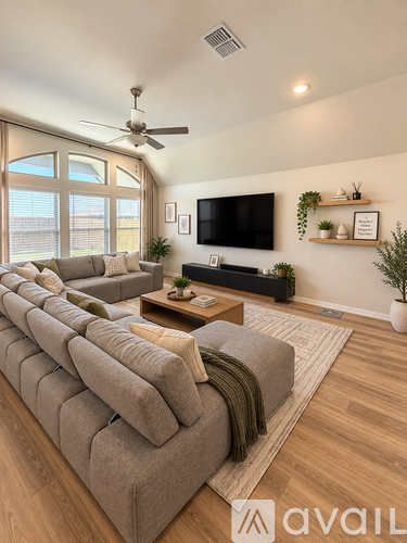 16613 Hidden Cove Drive 4 Beds Single Family Home for Rent - Photo gallery 4