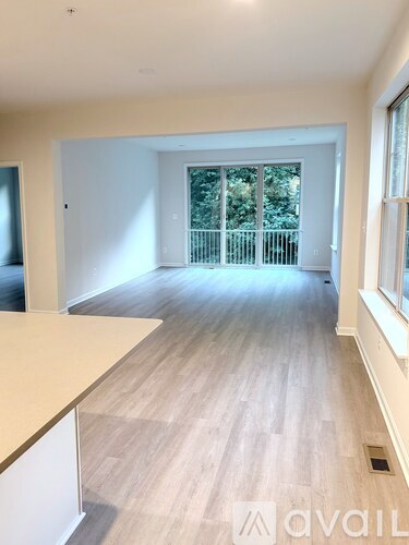 1528 Crampton Street 4 Beds Townhouse for Rent - Photo gallery 4