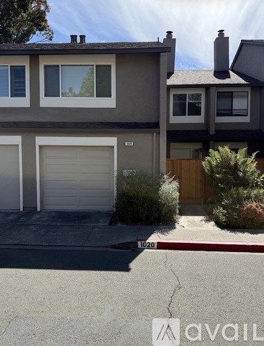 1020 Poplar Dr 3 Beds Apartment for Rent