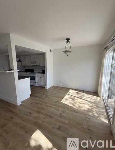 1020 Poplar Dr 3 Beds Townhouse for Rent - Photo gallery 4