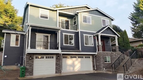 10230 111Th Avenue Northeast 5 Beds Apartment for Rent