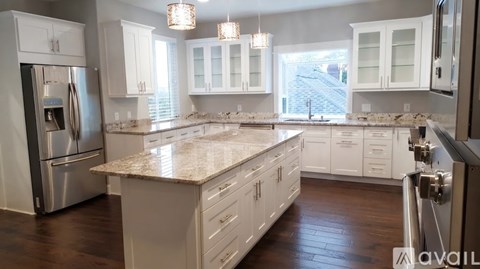 10230 111Th Avenue Northeast 5 Beds Apartment for Rent