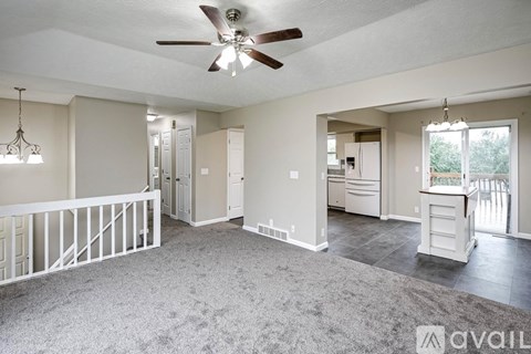 6612 South 108Th Avenue 3 Beds Apartment for Rent