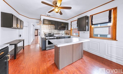 410 Franklin Avenue 3 Beds Apartment for Rent