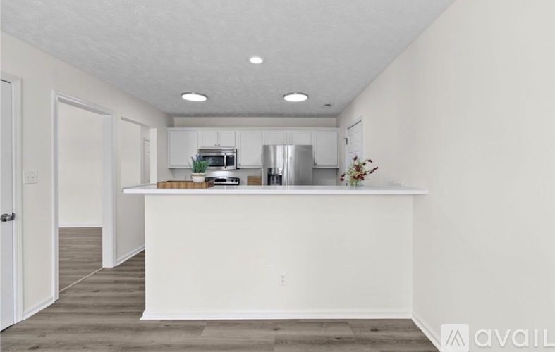 1424 Avoncroft Drive 3 Beds Single Family Home for Rent - Photo gallery 5