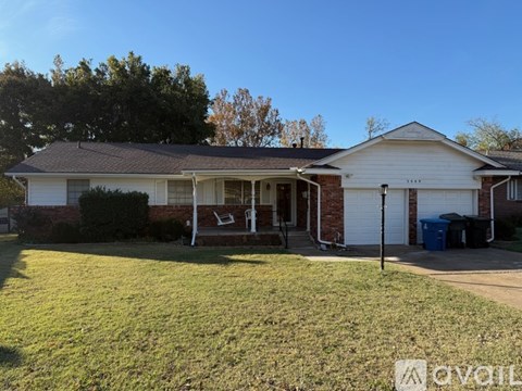 3009 N Woodcrest Dr 4 Beds Apartment for Rent