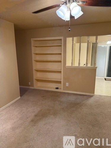 3009 N Woodcrest Dr 4 Beds Apartment for Rent