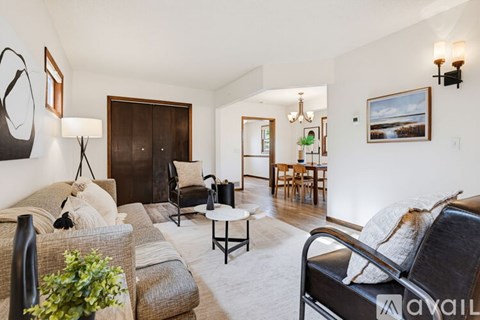 2924 East 25Th Street 2 Beds Apartment for Rent