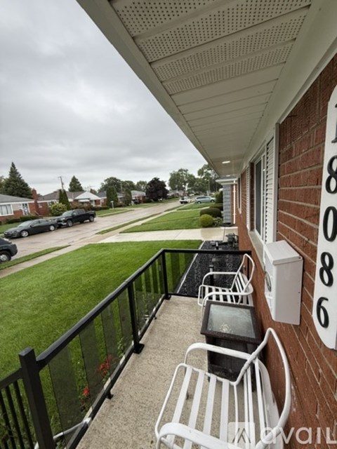 18086 Curtain Avenue 3 Beds Apartment for Rent
