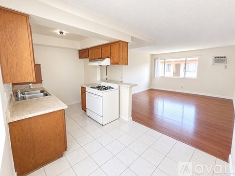 1804 Vine St 2 Beds Apartment for Rent