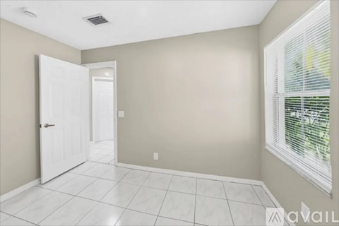 162 E Bayridge Dr 3 Beds Apartment for Rent