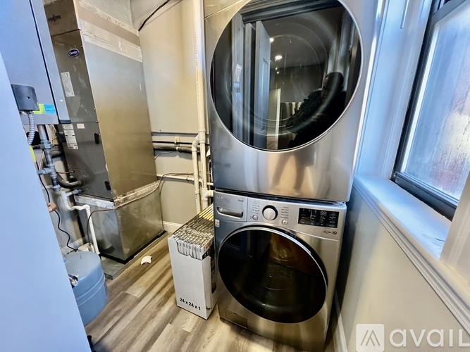 1914 Beacon St 5 Beds Apartment for Rent - Photo gallery 1