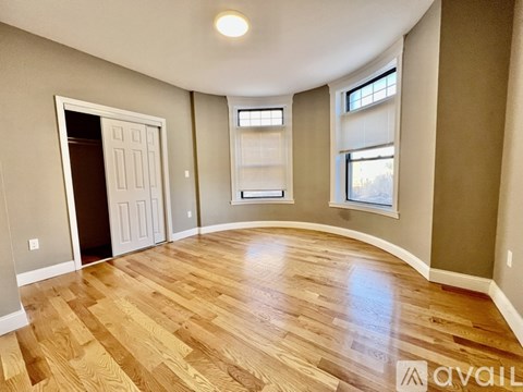 1914 Beacon St 5 Beds Apartment for Rent