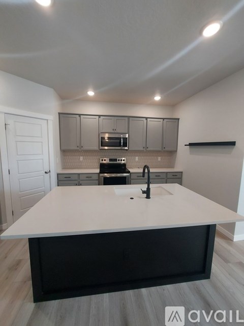 5083 West Milano Street 3 Beds Apartment for Rent
