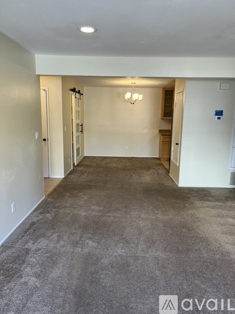 5015 Valley Crest Drive 2 Beds Apartment for Rent