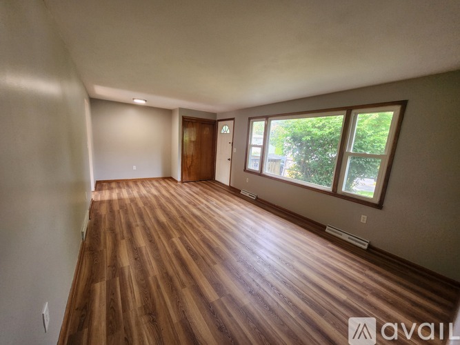 200 Hamilton Rd 2 Beds Single Family Home for Rent - Photo gallery 2