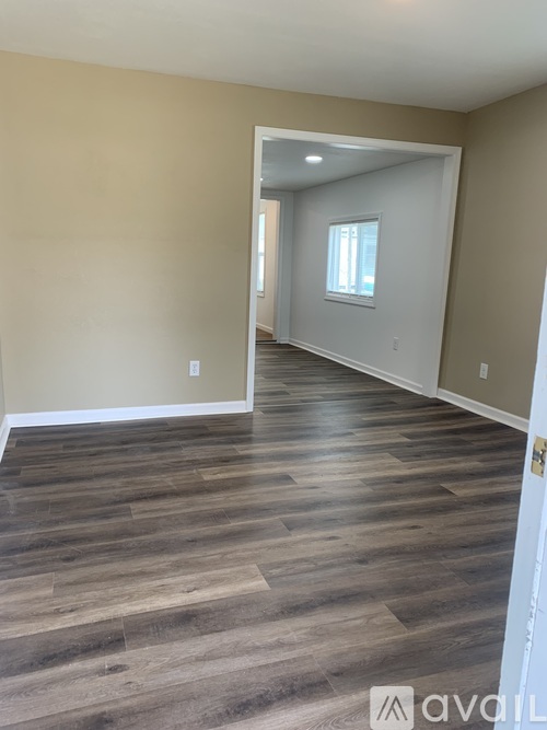 1137 S High St 2 Beds Single Family Home for Rent - Photo gallery 2