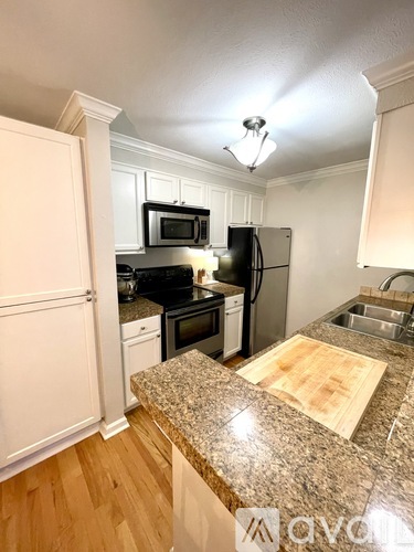 10 N Ogden St 2 Beds Condo for Rent - Photo gallery 3