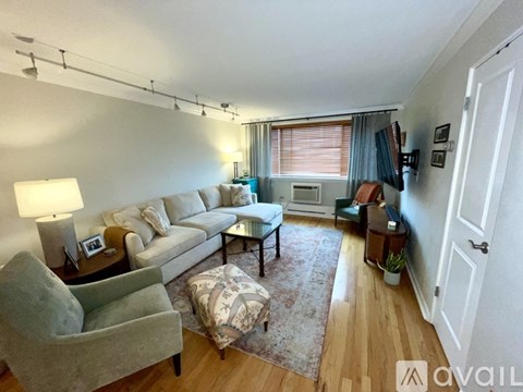 10 N Ogden St 2 Beds Apartment for Rent