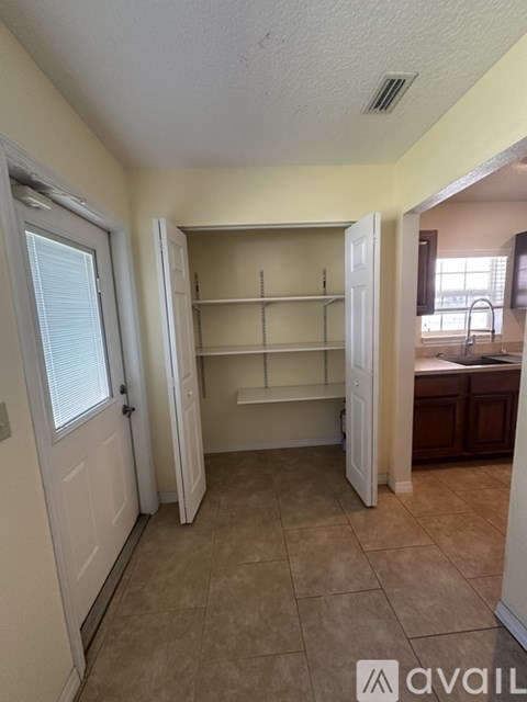 255 Southwest 5Th Avenue 2 Beds Apartment for Rent
