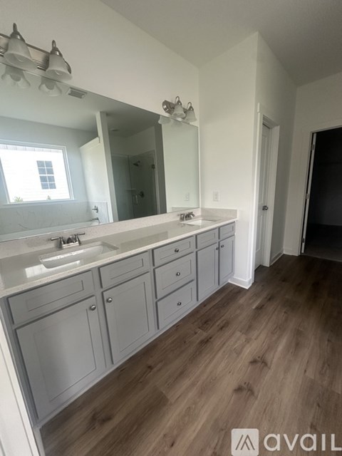 1481 Lake Dr 3 Beds Apartment for Rent