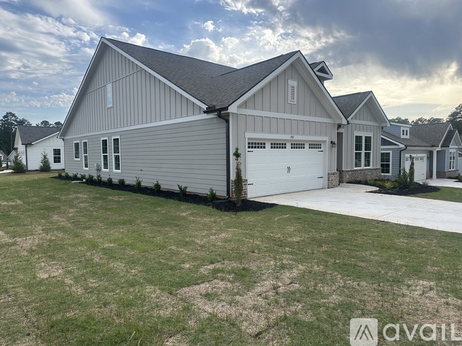 1551 Lake Dr 3 Beds Single Family Home for Rent - Photo gallery 2