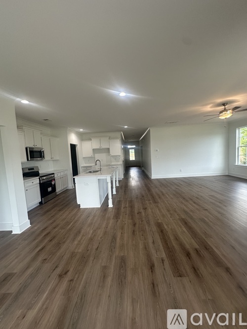 1551 Lake Dr 3 Beds Single Family Home for Rent - Photo gallery 5