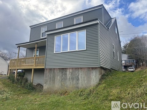 90 Dyer St 4 Beds Apartment for Rent