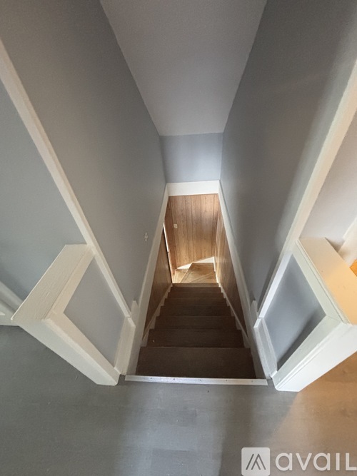 90 Dyer St 4 Beds Single Family Home for Rent - Photo gallery 3