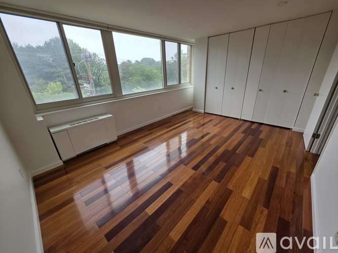 4520 King Street 1 Apartment for Rent - Photo gallery 4
