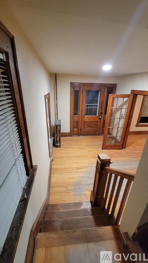 119 North Main Street 3 Beds Apartment for Rent