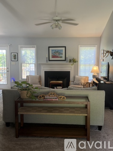 7908 Flanagan Place 3 Beds Single Family Home for Rent - Photo gallery 4