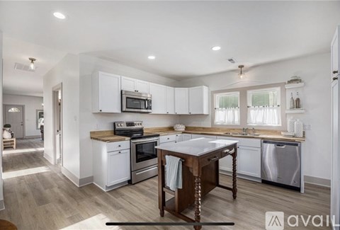 325 Kiowa St 3 Beds Apartment for Rent