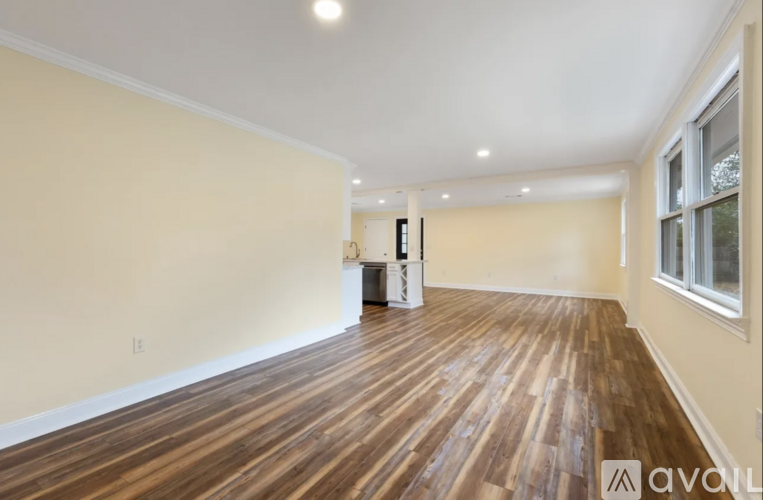 403 Hillcrest Loop 3 Beds Single Family Home for Rent - Photo gallery 5