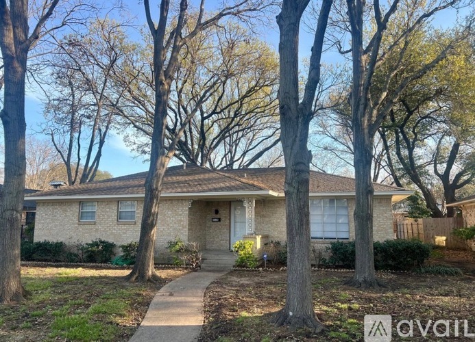 2228 Babalos Lane 3 Beds Single Family Home for Rent - Photo gallery 3