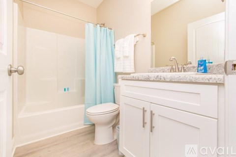1818 W Gadsden St 3 Beds Apartment for Rent