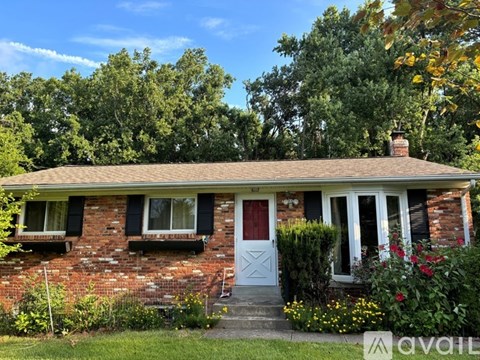 5117 Brentford Dr 4 Beds Apartment for Rent