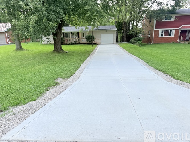 60 S Ireland Blvd 3 Beds Single Family Home for Rent - Photo gallery 1