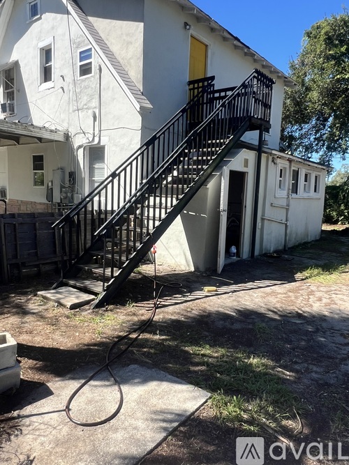 604 Hart St 4 Beds Single Family Home for Rent - Photo gallery 2