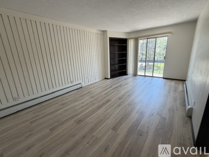 3154 Lakeside Dr., #203 2 Beds Condo for Rent - Photo gallery 2