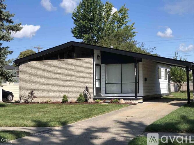 19887 Kemp St 3 Beds Single Family Home for Rent - Photo gallery 1