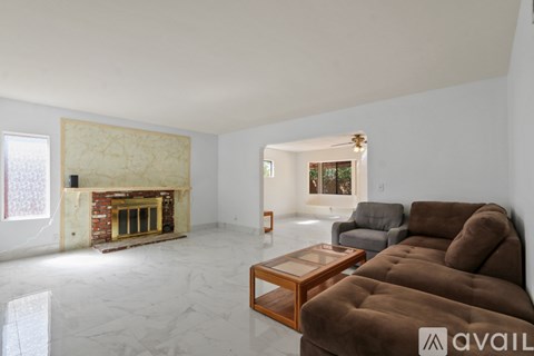 9726 Kimberly Ave 3 Beds Apartment for Rent