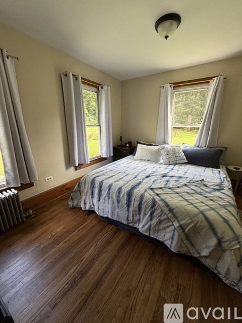 1025 Shewville Rd 5 Beds Apartment for Rent