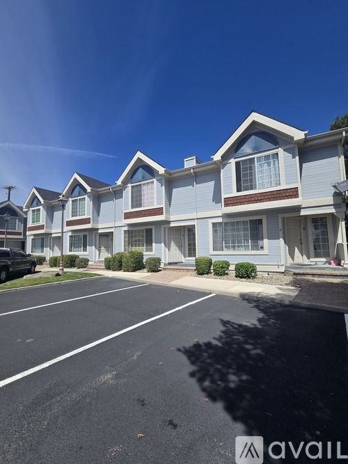 1420 Douglas Ave 2 Beds Townhouse for Rent - Photo gallery 2