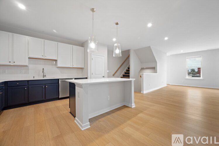 3406 Carlton Street 4 Beds Condo for Rent - Photo gallery 3
