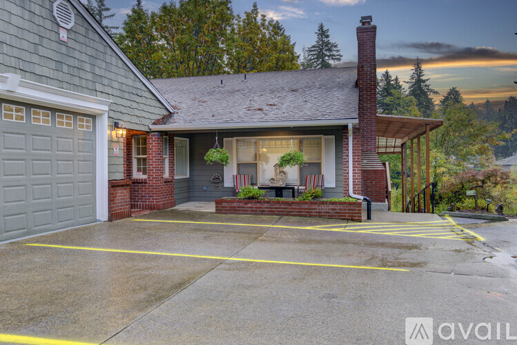 726 N Shepherd Rd 2 Beds Single Family Home for Rent - Photo gallery 4