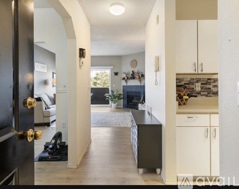 4320 South Corbett Avenue 2 Beds Apartment for Rent