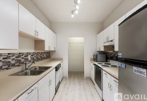 4320 South Corbett Avenue 2 Beds Apartment for Rent