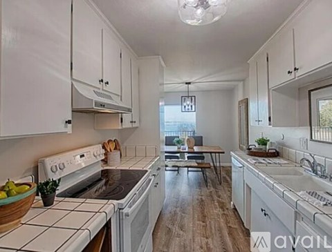 870 Park Avenue 2 Beds Apartment for Rent