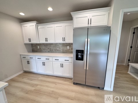 648 W Brk Holw Rd 3 Beds Apartment for Rent